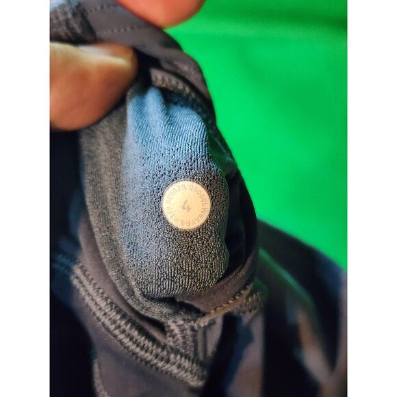 Lululemon High Rise Wunder Under Flocked Everlux Crop Code Blue‎ Leggings Size 4 - Picture 6 of 7